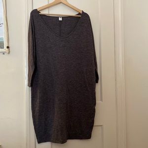 Old Navy Gray T-Shirt dress. 3/4 sleeve